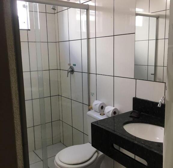 غرفة قياسية ثلاثية, Garden