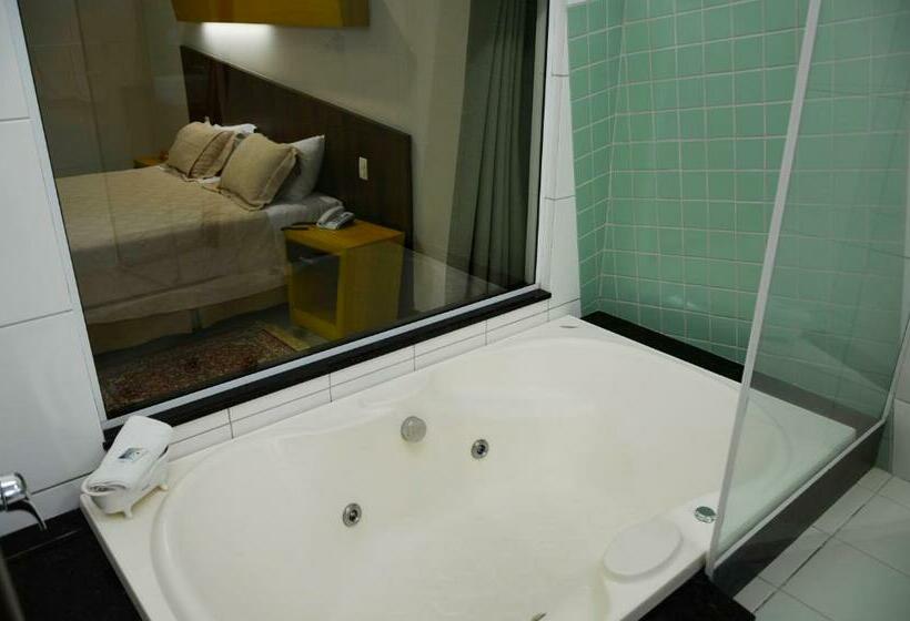 디럭스 스위트, Girassol