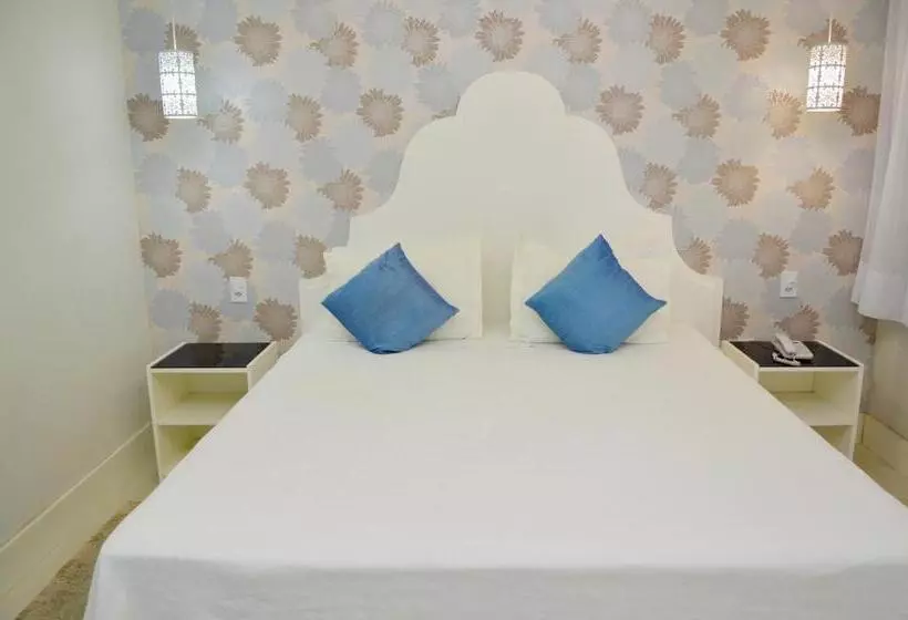 Deluxe Suite, Girassol