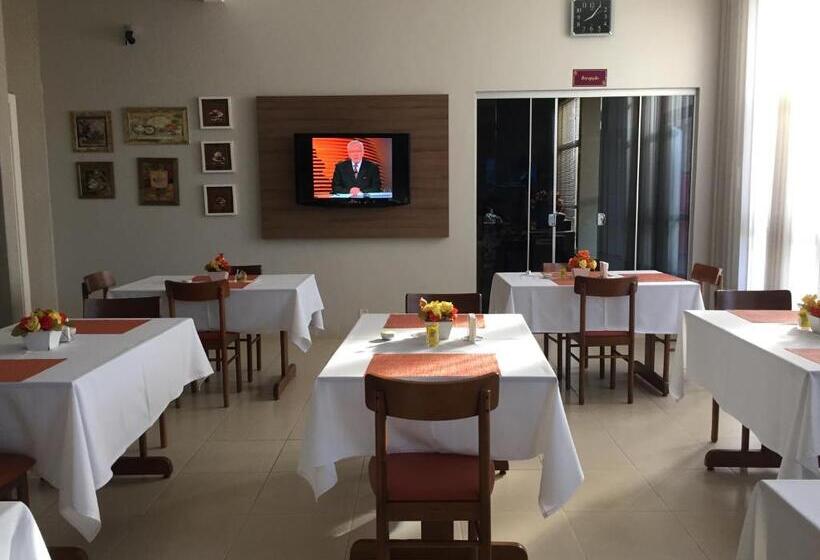 デラックスルーム, Silver Lis