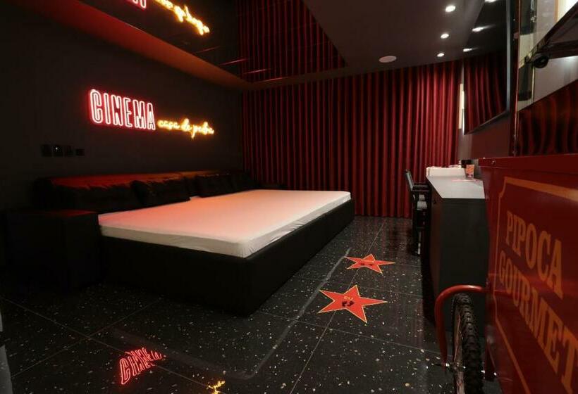 جناح مزود بجاكوزى, Motel Casa De Pedra