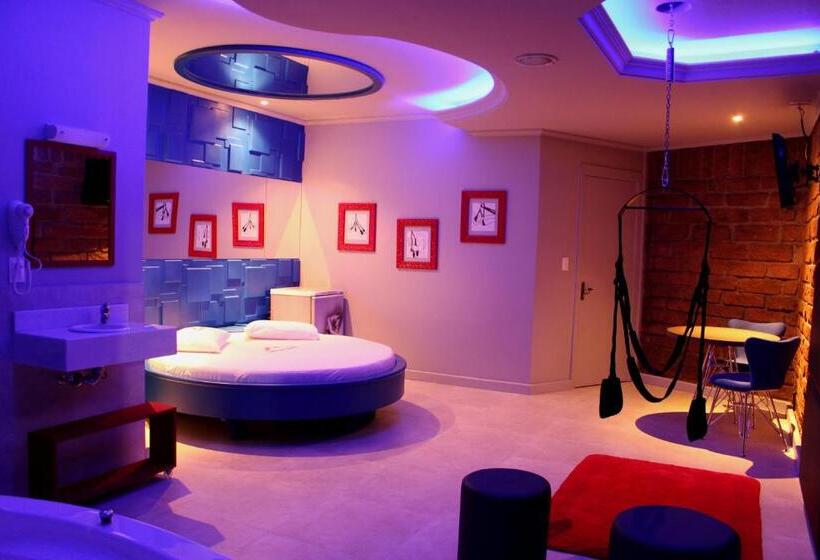 자쿠지 스위트, Motel Casa De Pedra