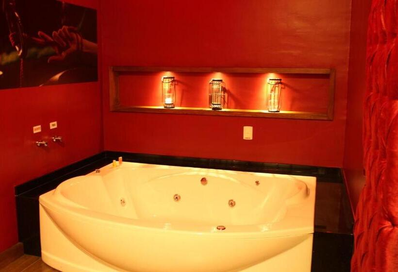 자쿠지 스위트, Motel Casa De Pedra