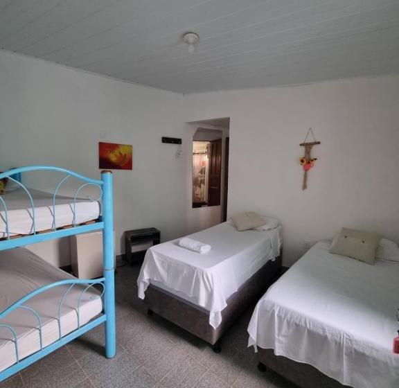 4인용 스탠다드 룸, Pousada Mikaela Arraial
