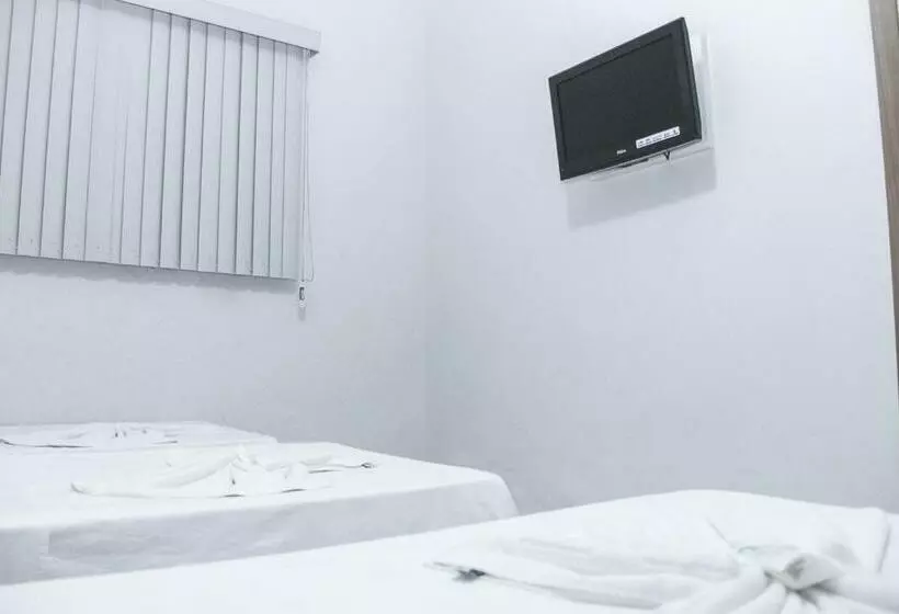 Economy Triple Room, Delta Hotel Rondonopolis