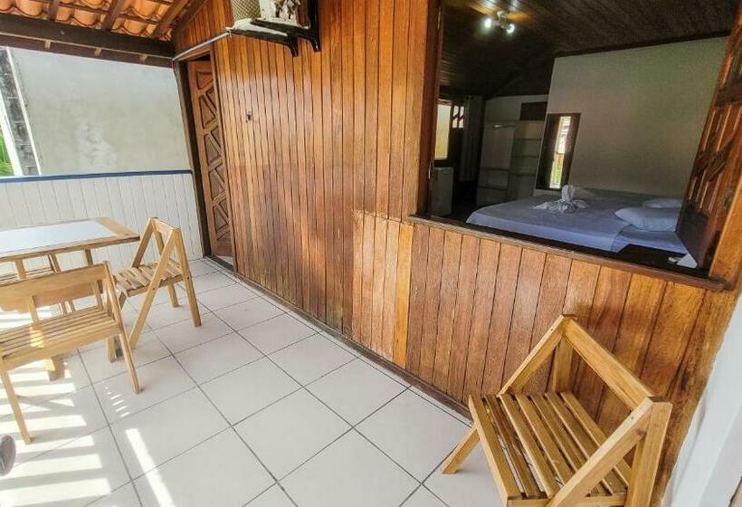 חדר משפחתי, Brisa Do Caitá Praia