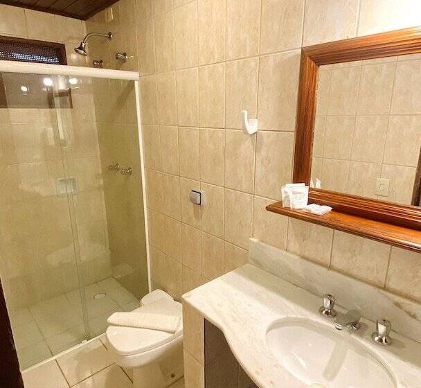 标准三人间, Are Hotel Brunello