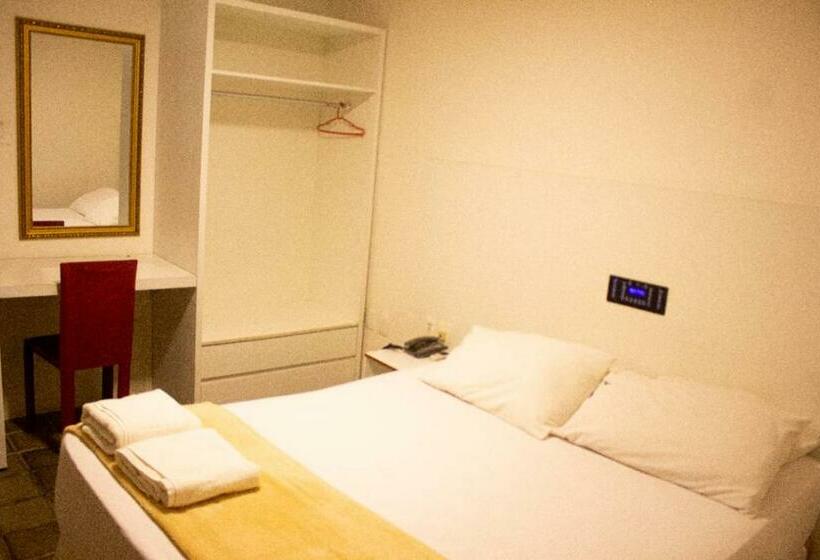 스탠다드 룸 킹사이즈 침대, Caruaru Pallace