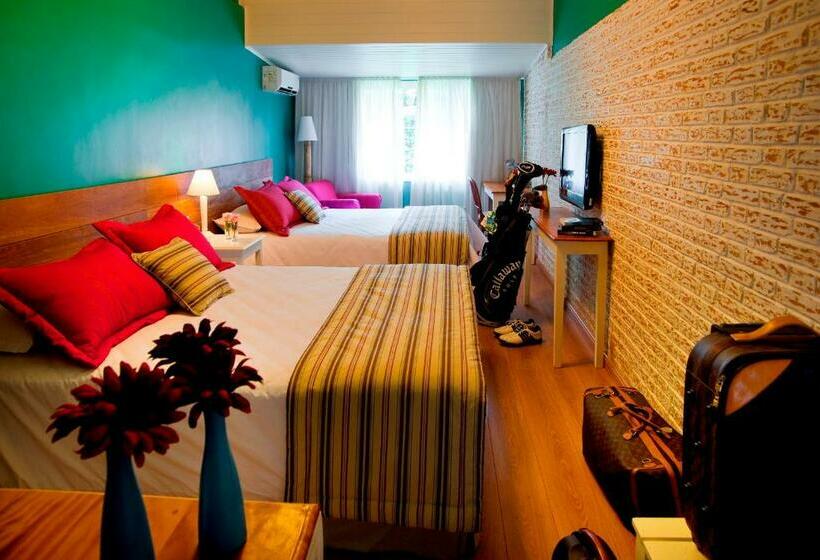 Habitació Triple Deluxe, Resort E Golfe Clube Dos 500