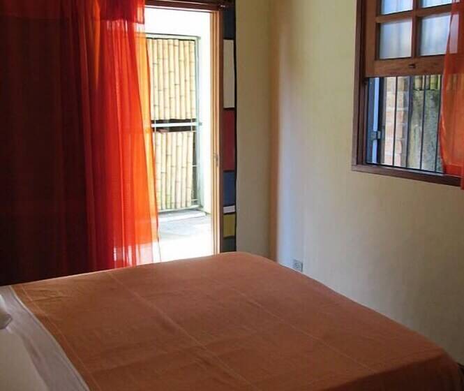 스탠다드 룸, Hostel Central Ilhabela
