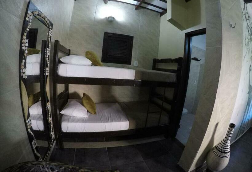 デラックスルーム, Pousada Mundial