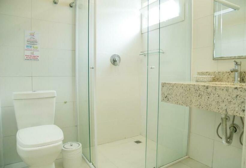 غرفة عائلية, Pousada Quinta Da Baleeira Mais Parque Terra Atlântica