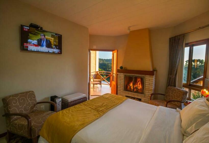 Люкс Повышенной Комфортности, Pousada Suiça Mineira Centro