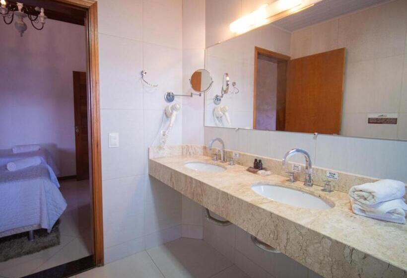 Люкс Повышенной Комфортности, Pousada Suiça Mineira Centro