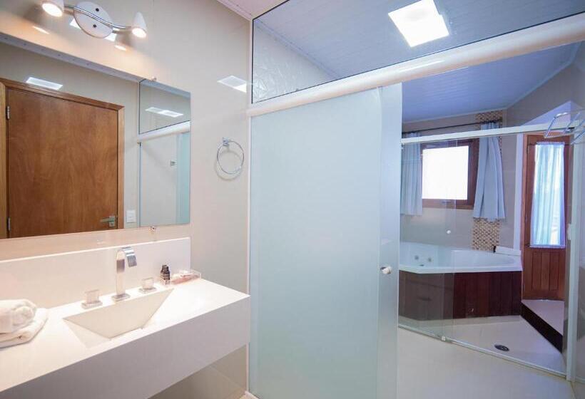 Люкс с гидромассажем, Pousada Suiça Mineira Centro