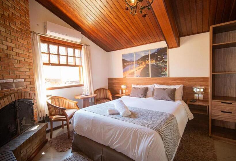 Quarto Deluxe com Hidromassagem, Pousada Suiça Mineira Centro