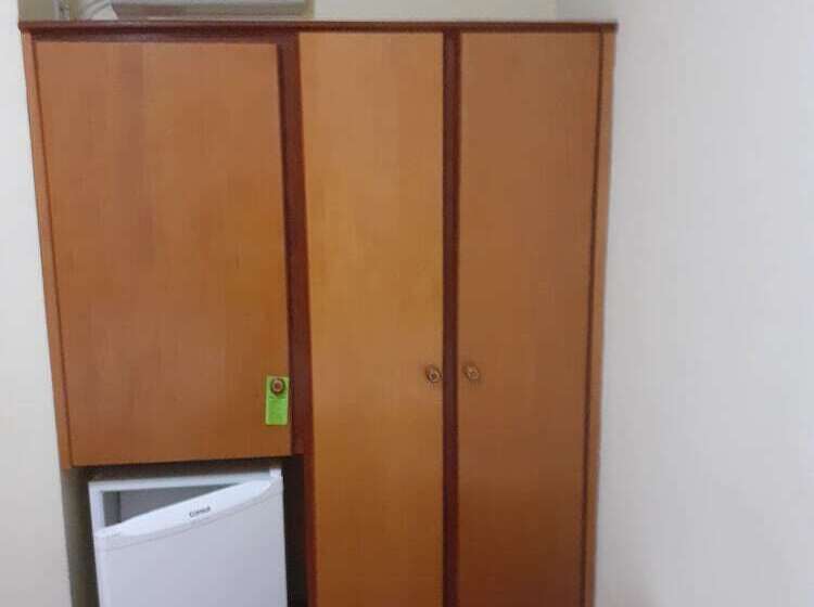 غرفة ديلوكس ثلاثية, Qualyleste