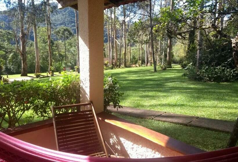 발코니가 있는 스위트, Refazenda