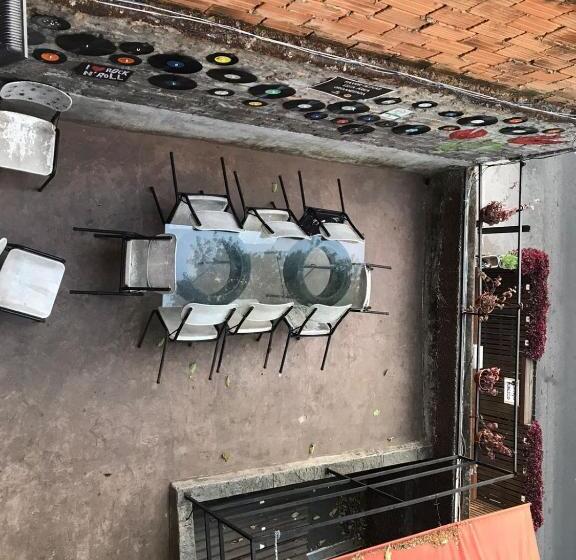 共用房间的床, Rock! And Hostel Bh