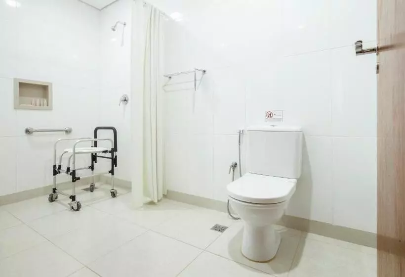 身障者適用スタンダードルーム, Valinhos Plaza
