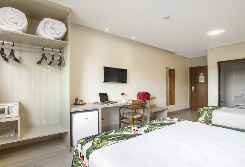 חדר סטנדרט לשלושה, Valinhos Plaza