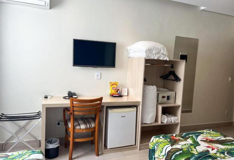 חדר סטנדרט מותאם לאדם עם מוגבלויות, Valinhos Plaza