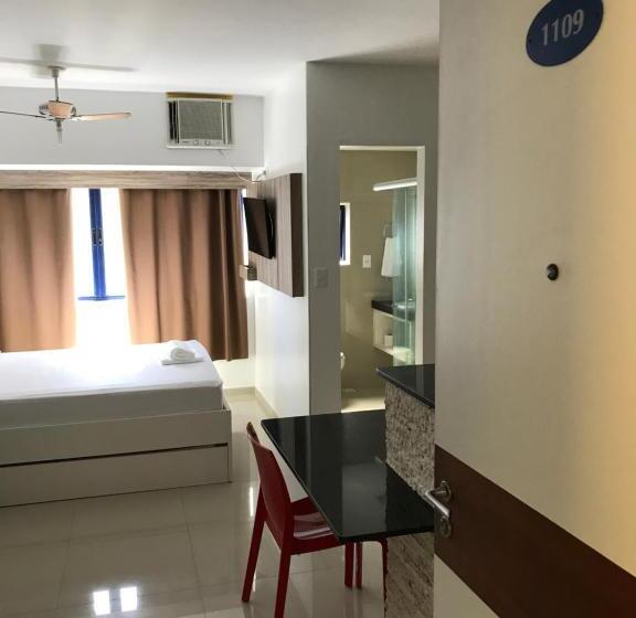 استودیوی استاندارد با چشمانداز دریا, Studio Everest Flats