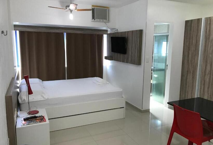 استودیوی استاندارد با چشمانداز دریا, Studio Everest Flats