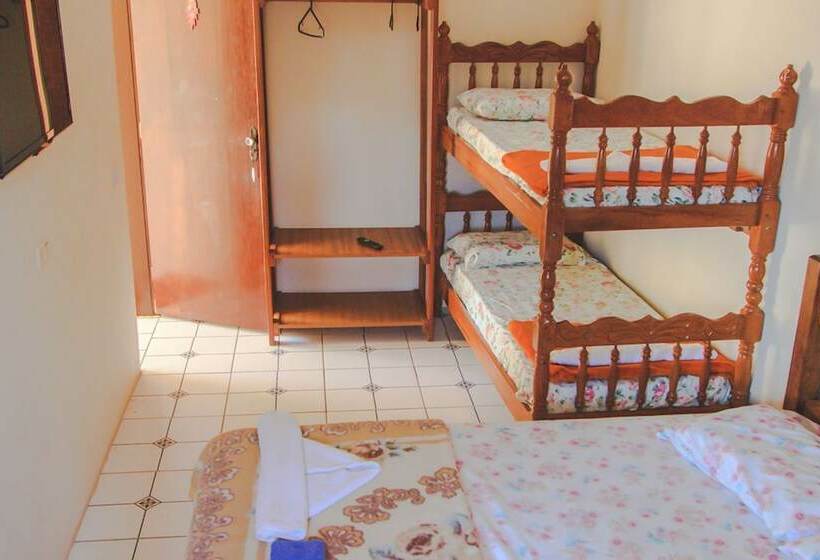 חדר משפחתי, Velinn Pousada Praia Do Pereque