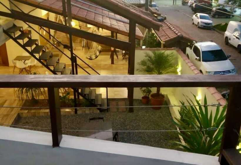 חדר משפחתי, Velinn Pousada Praia Do Pereque