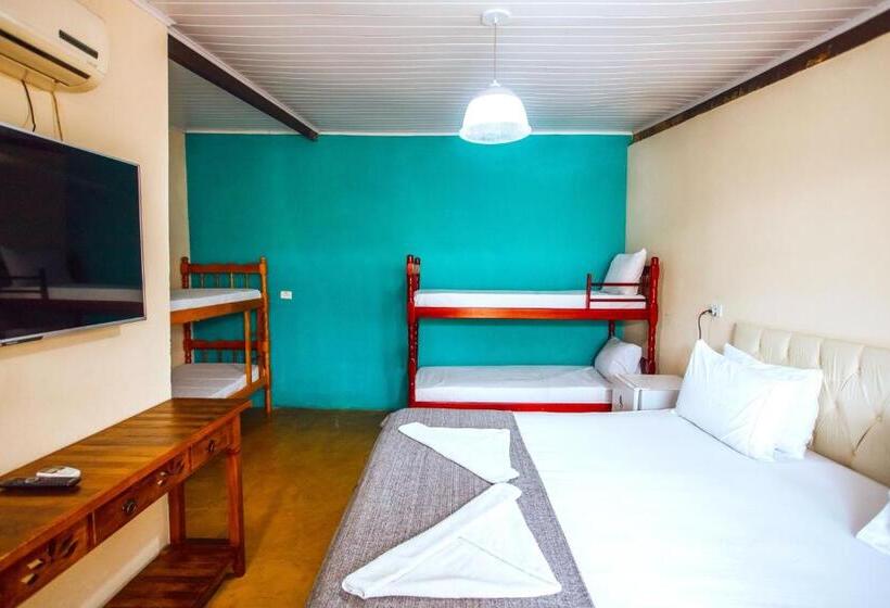 חדר משפחתי, Velinn Pousada Praia Do Pereque