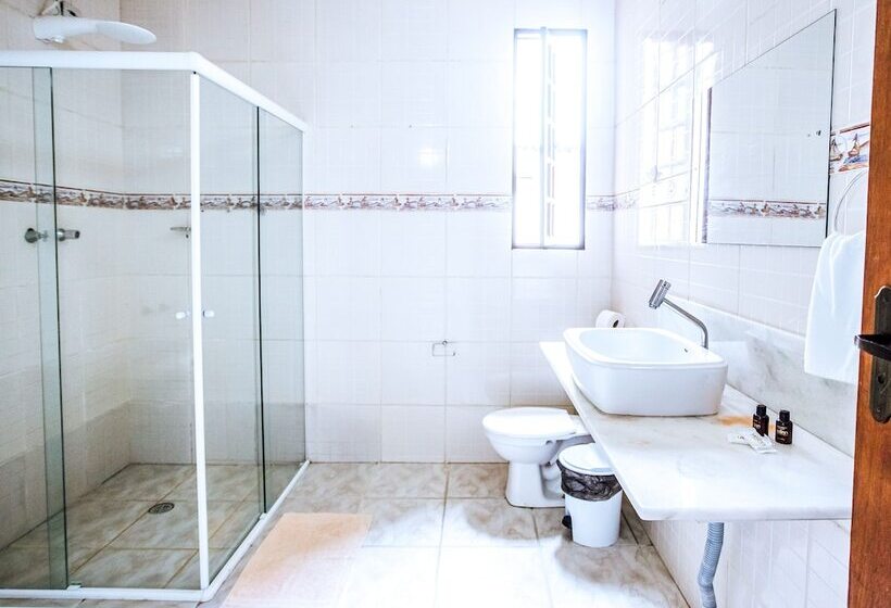 חדר משפחתי, Velinn Pousada Praia Do Pereque