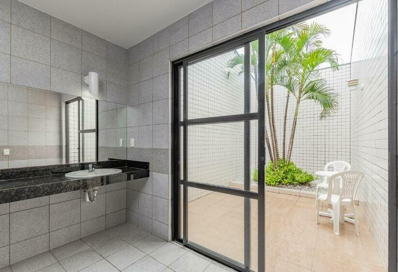 اتاق سوپریور, Dreams Motel