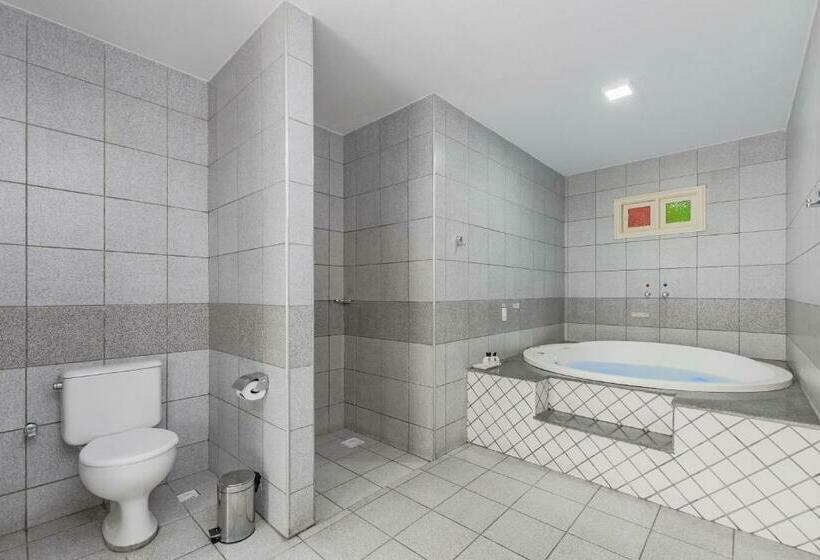 اتاق سوپریور, Dreams Motel