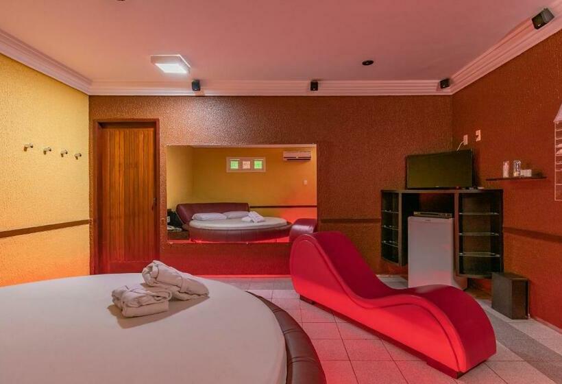 اتاق لوکس, Dreams Motel