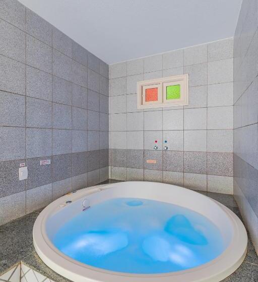 اتاق لوکس, Dreams Motel