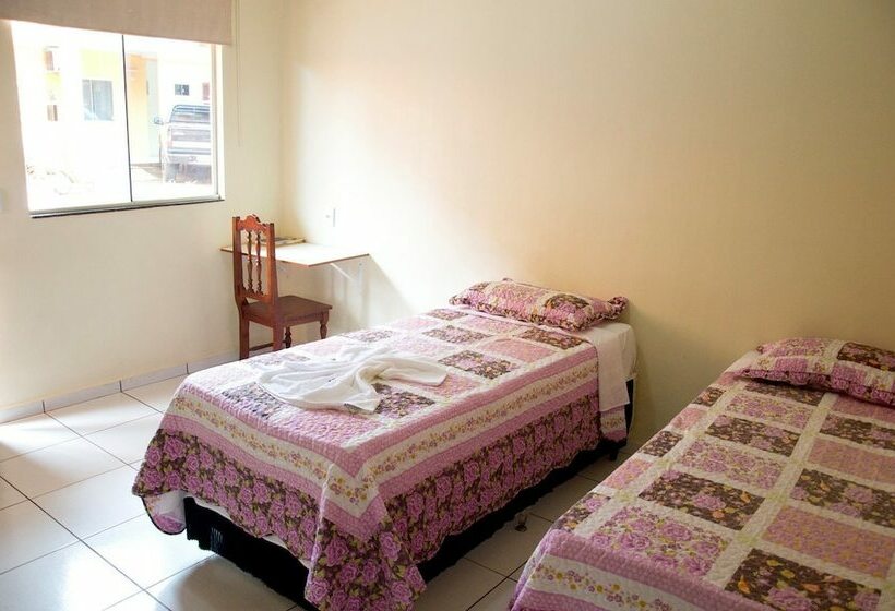 غرفة قياسية, 2 Irmãos