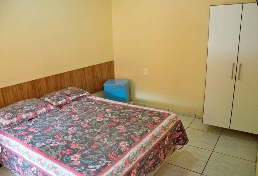 غرفة قياسية, 2 Irmãos