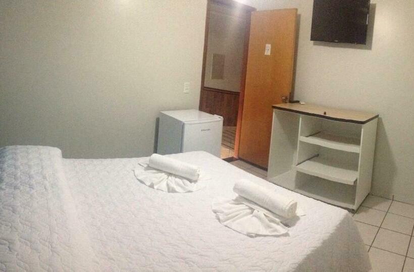 标准间带双人床, Acapu