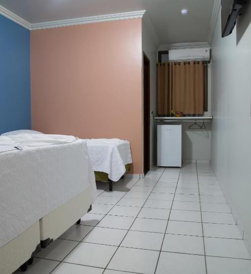 高级三人间, Acapu