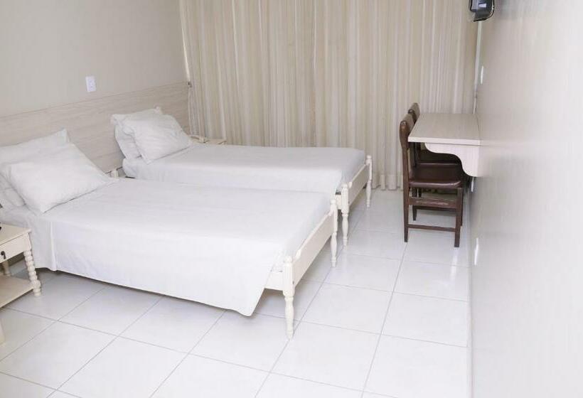 高级大房间, Alvimar