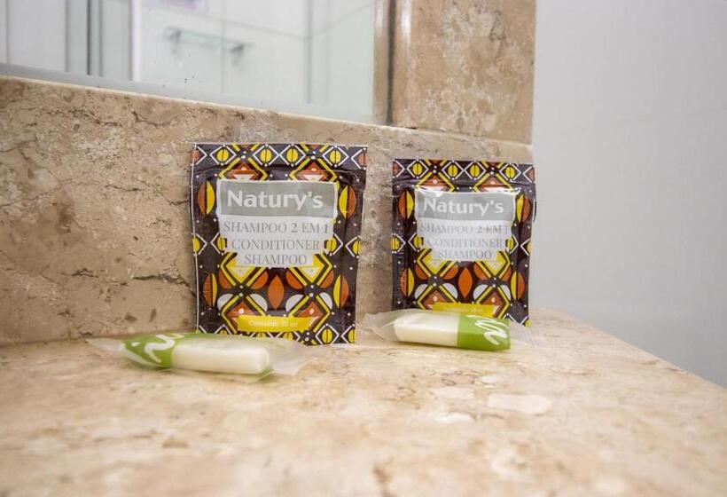 高级大房间, Alvimar