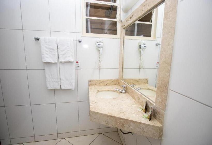 高级大房间, Alvimar