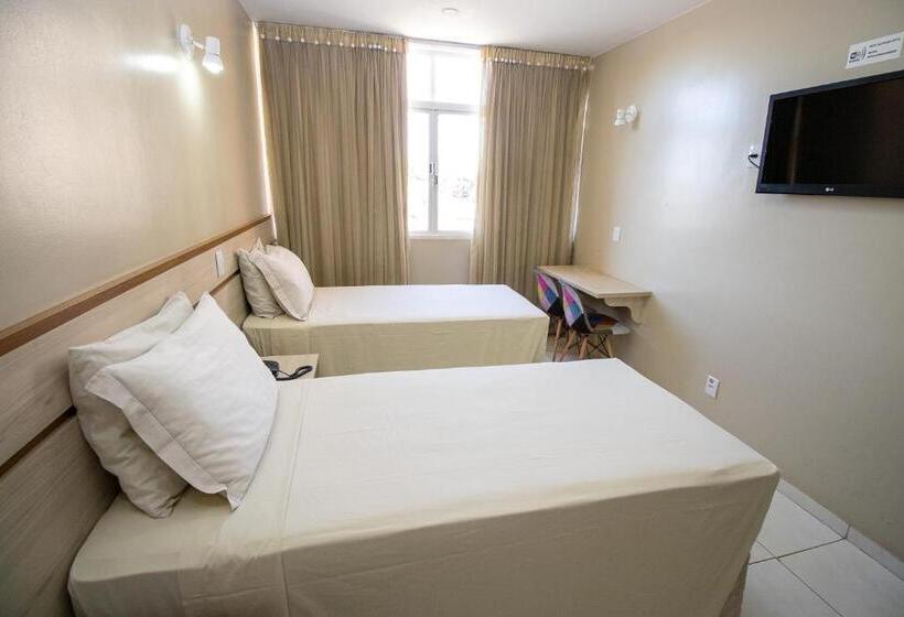 高级大房间, Alvimar