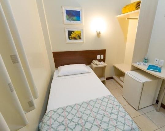 标准三人间, Bellmont