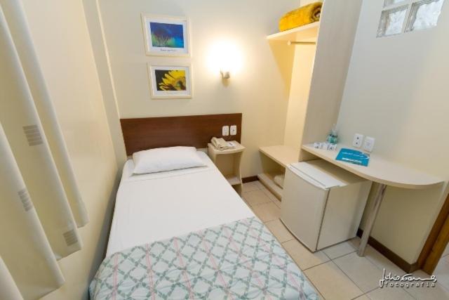 标准单人间, Bellmont