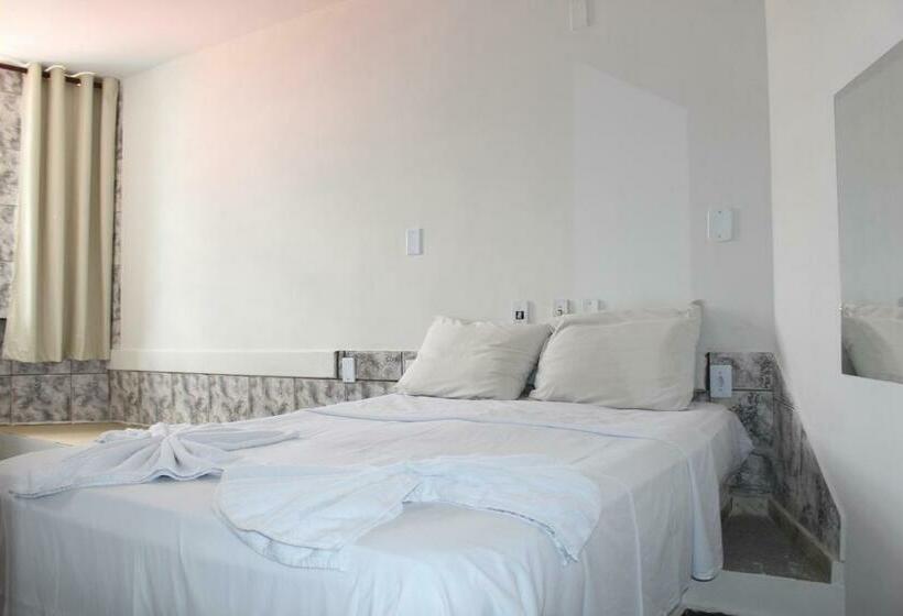 スタンダードルーム, Bica Pau