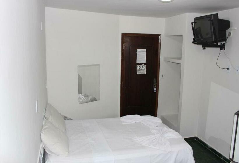 スタンダードルーム, Bica Pau