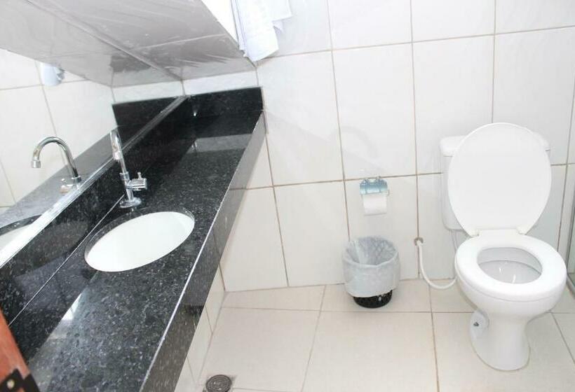 スタンダードルーム, Bica Pau