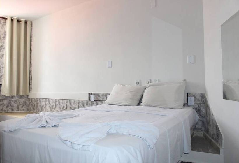 スタンダードルーム, Bica Pau